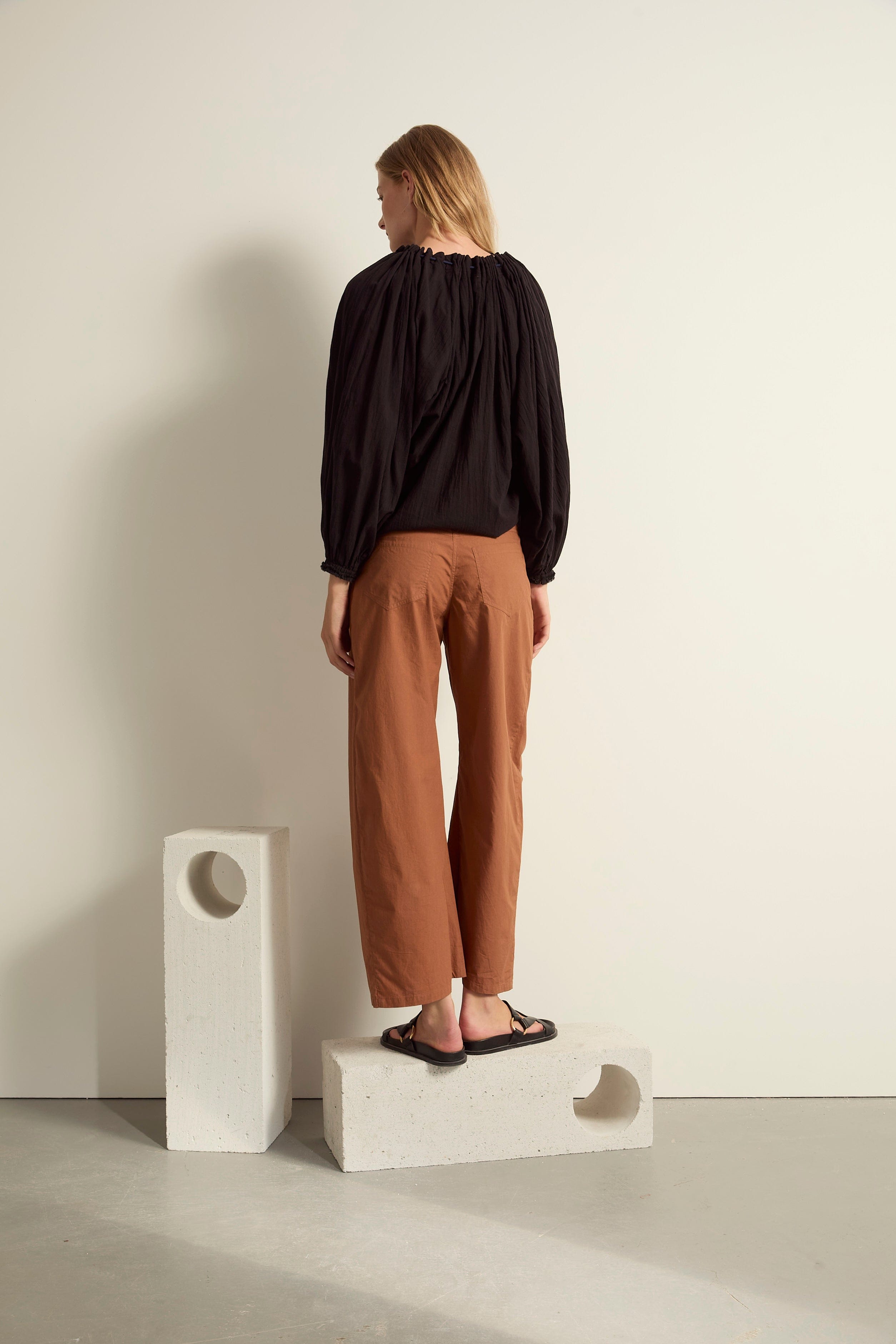 BLOUSE BONO - BLACK