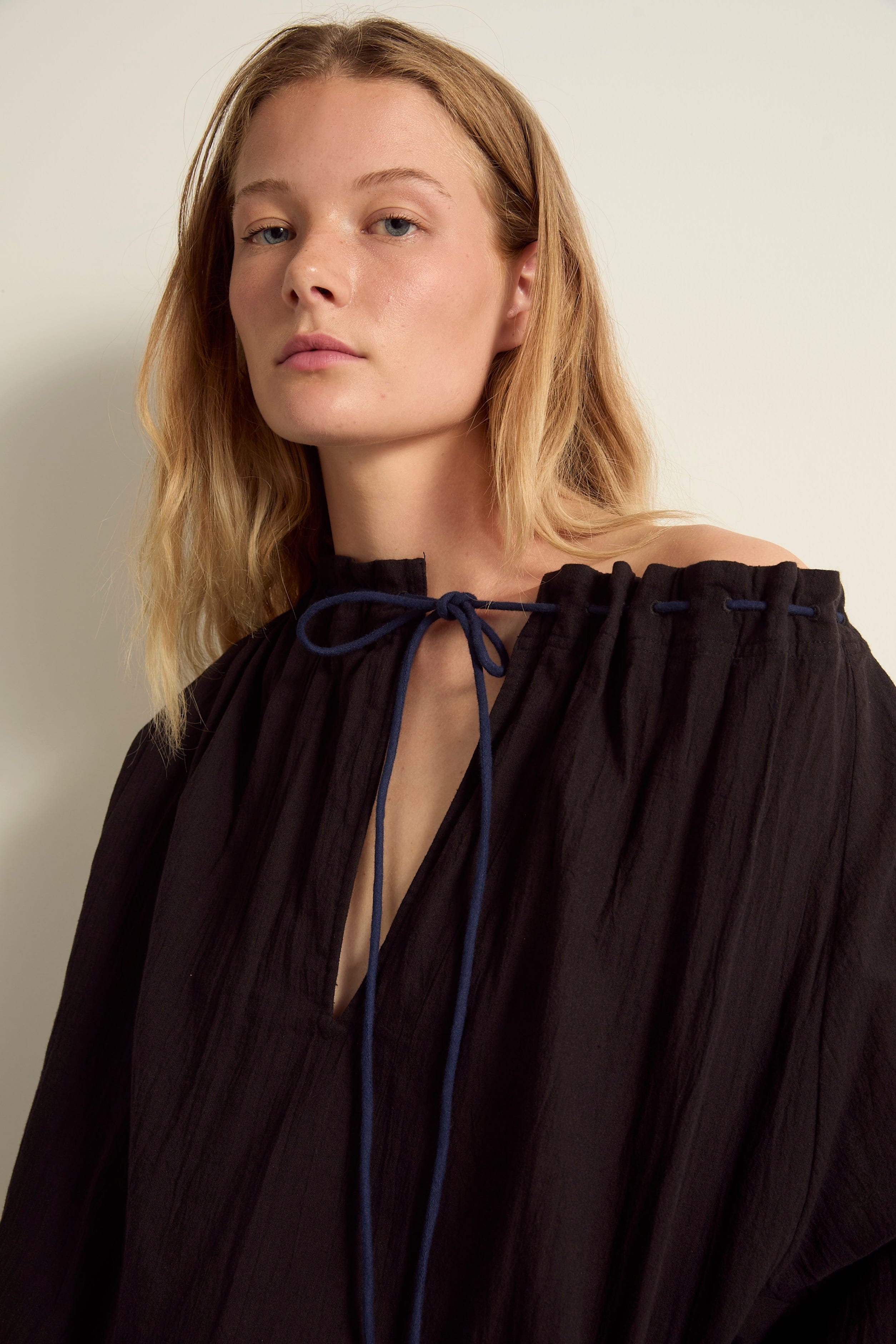 BLOUSE BONO - BLACK