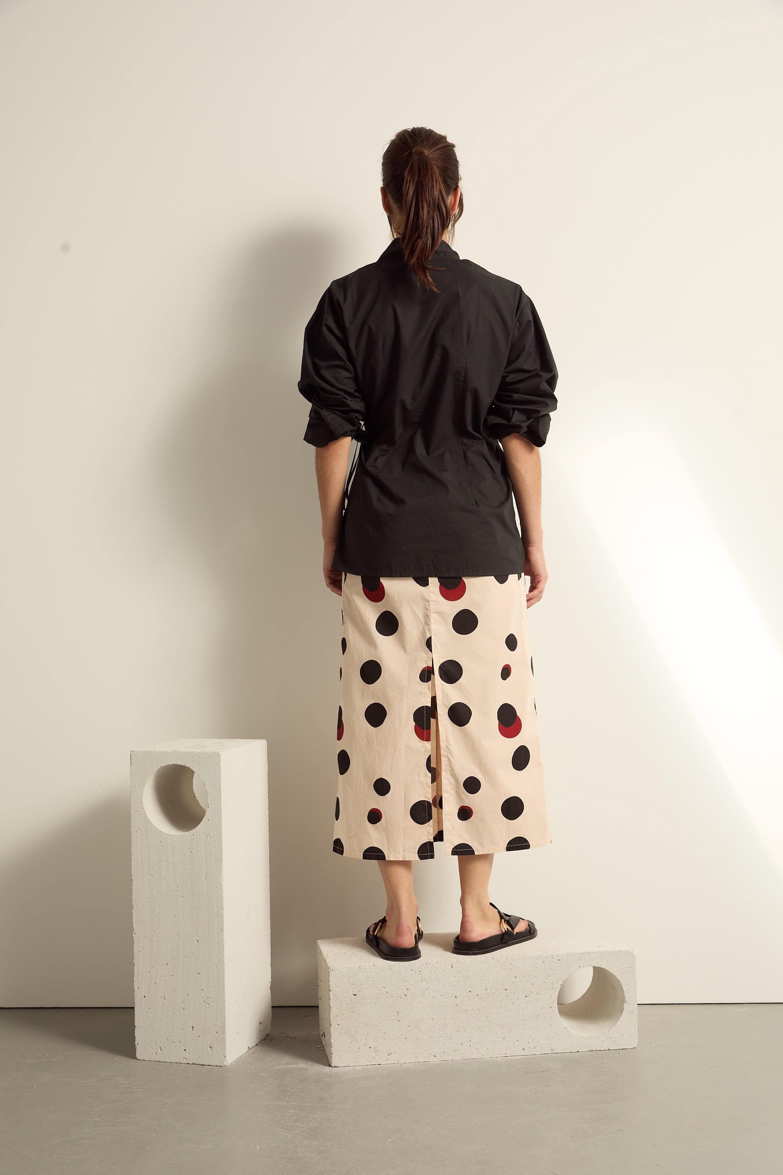 BLOUSE NINE - BLACK